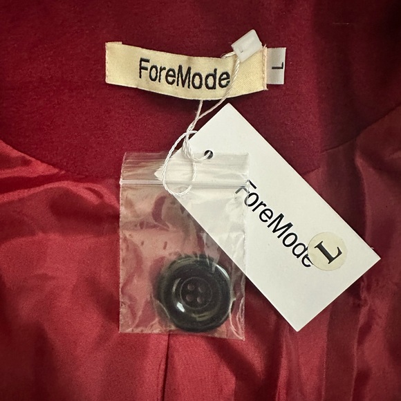 Women's Double-Breasted Red Trench Coat - Picture 6 of 6